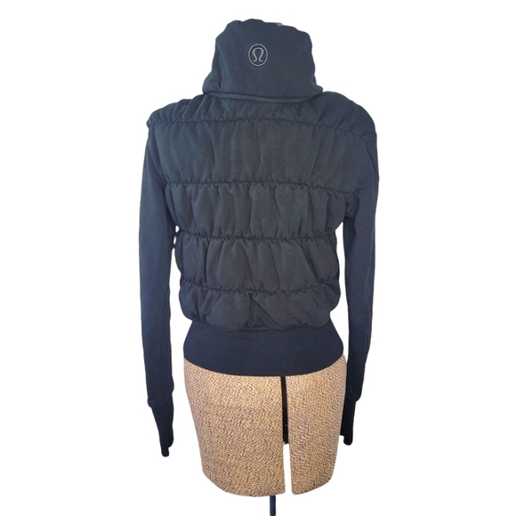 Black Lululemon Rejuvenate puffer jacket size 4 - Picture 2 of 15